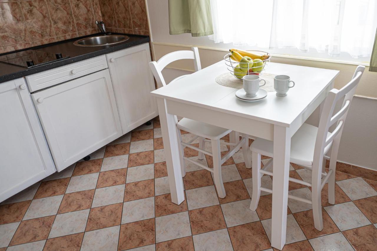 Apartmani Marin No1. Vodice Exterior photo