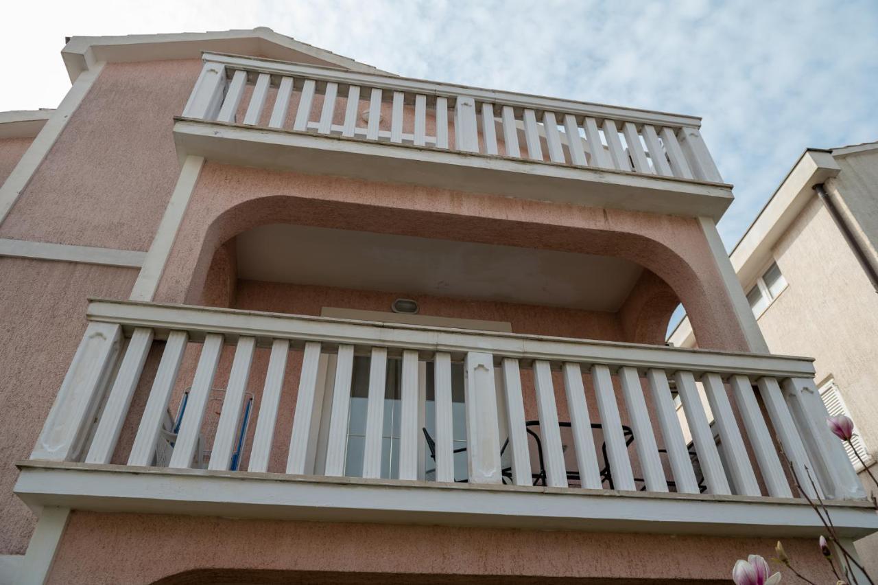 Apartmani Marin No1. Vodice Exterior photo